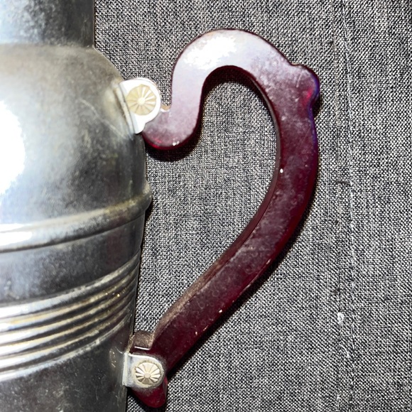 Mid century era, Art Deco style cocktail, shaker chrome, and ruby, red handle - Picture 4 of 12